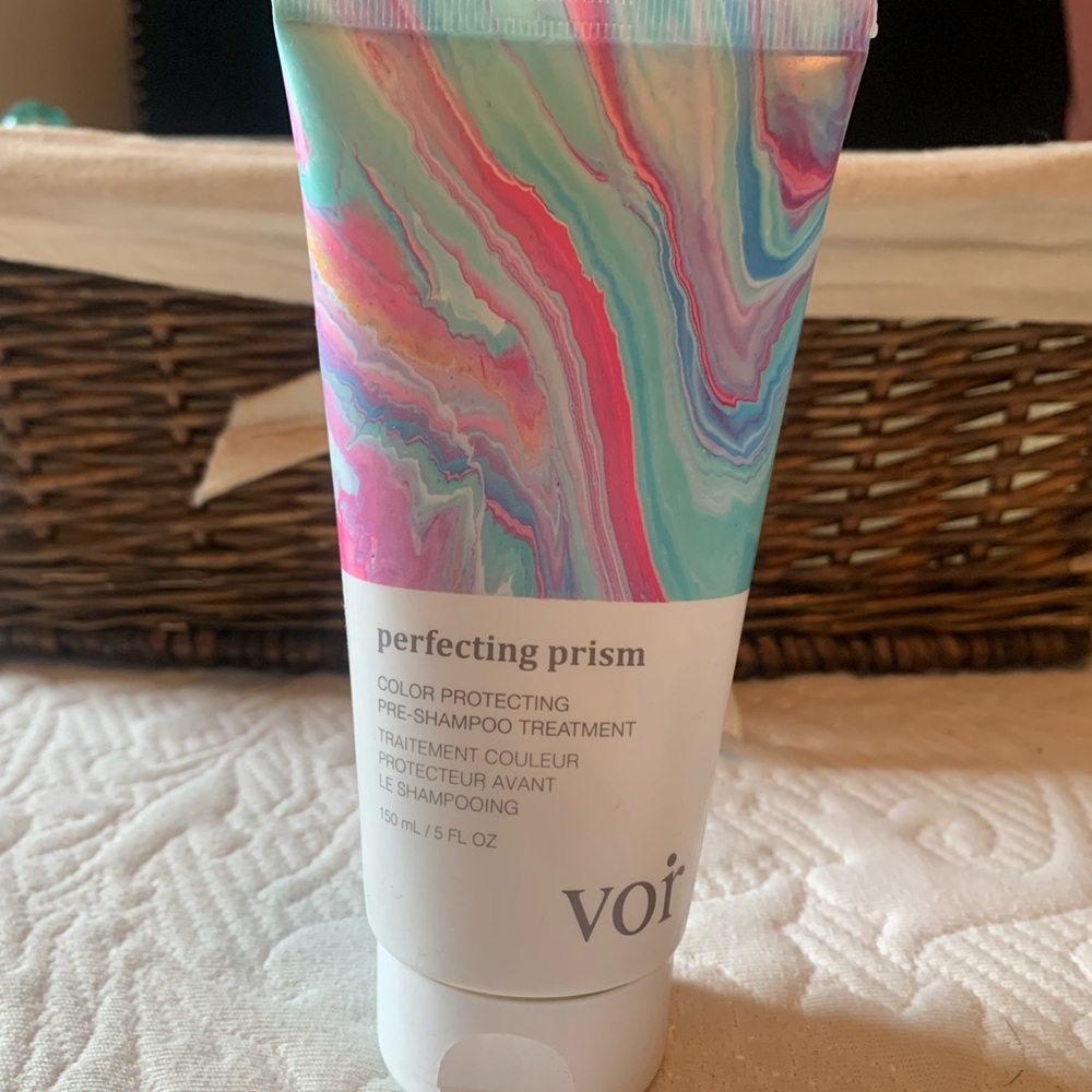 Voi Perfecting Prism Pre-Shampoo Treatment - Multicolor